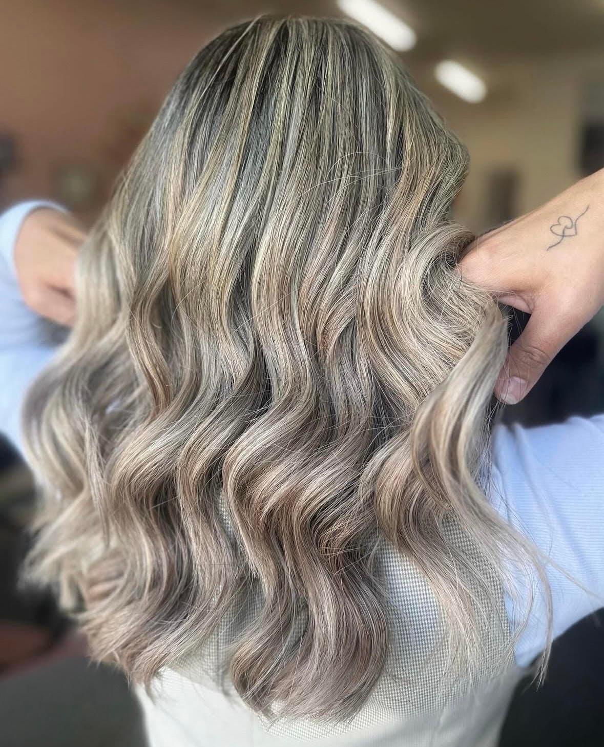 Karina G. - Full Blonding